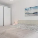 Lopezan And Living Apartment