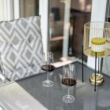 Lopezan And Living Διαμέρισμα *